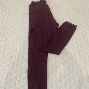 Lululemon burgundy 7/8 leggings